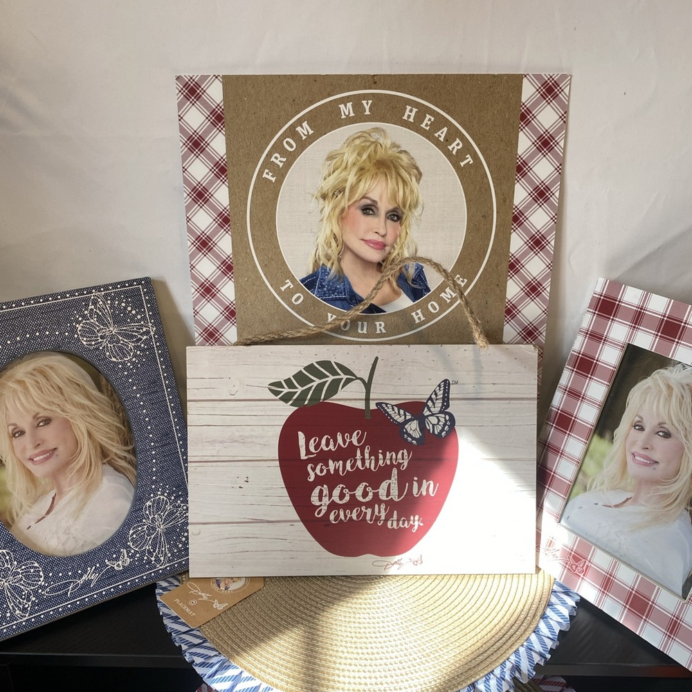 Dolly Parton Collection Washed Apple Wood Sign Rope Cord  11.5" New